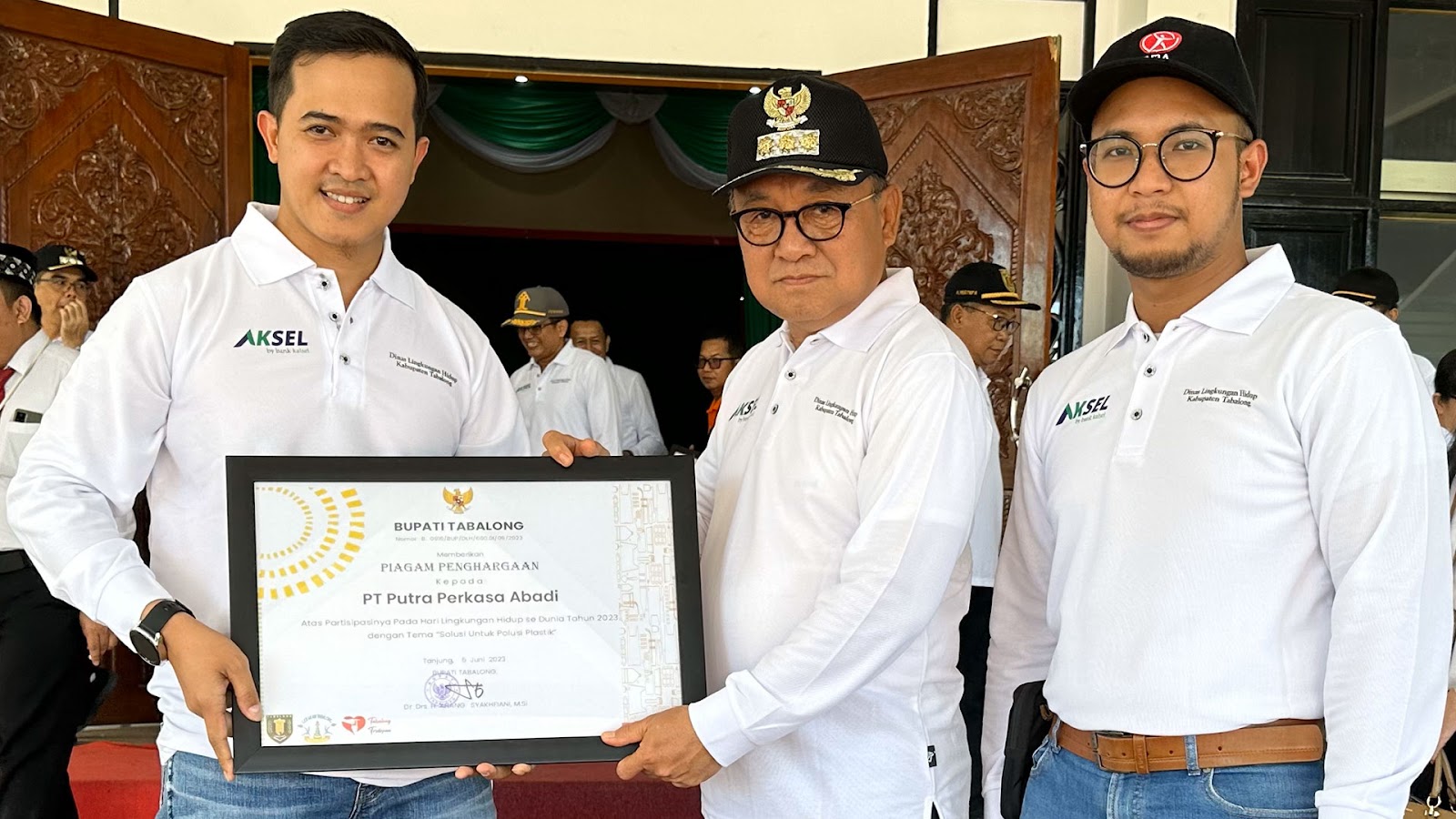 PPA Receives an Environmental Award from the Regent of Tabalong