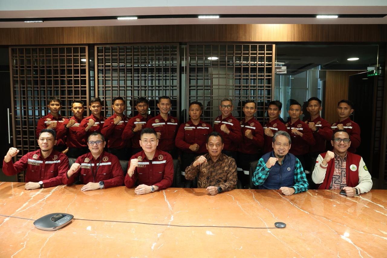 The Director General of Mineral and Coal Sends Off ERT GRN to Compete at MERC 2024 Australia